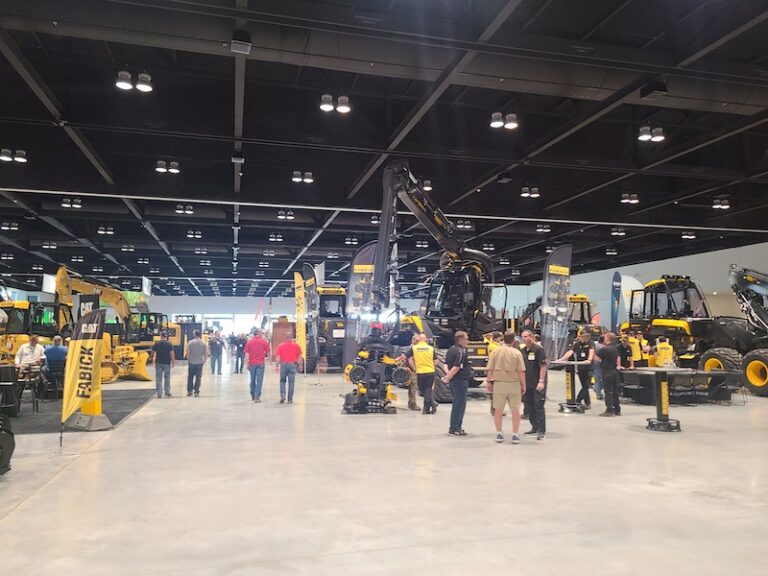 Great Lakes Logging & Heavy Equipment Expo at the Resch Expo in Green ...