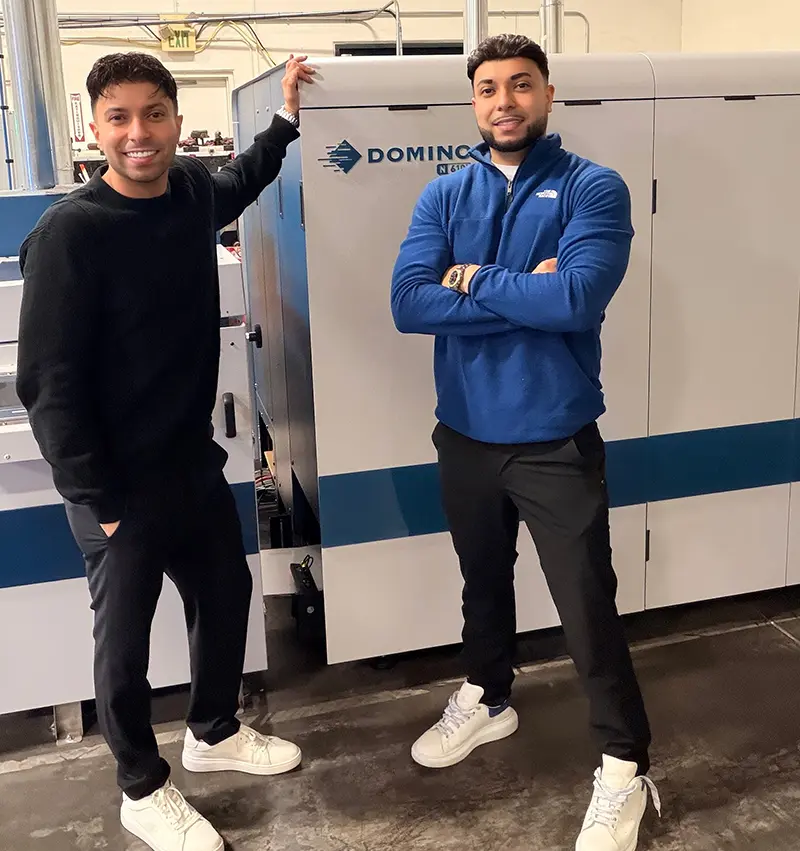 _Luis-and-Mario-Paez-with-their-NEW-Domino-N610i-at-Paez-Packaging